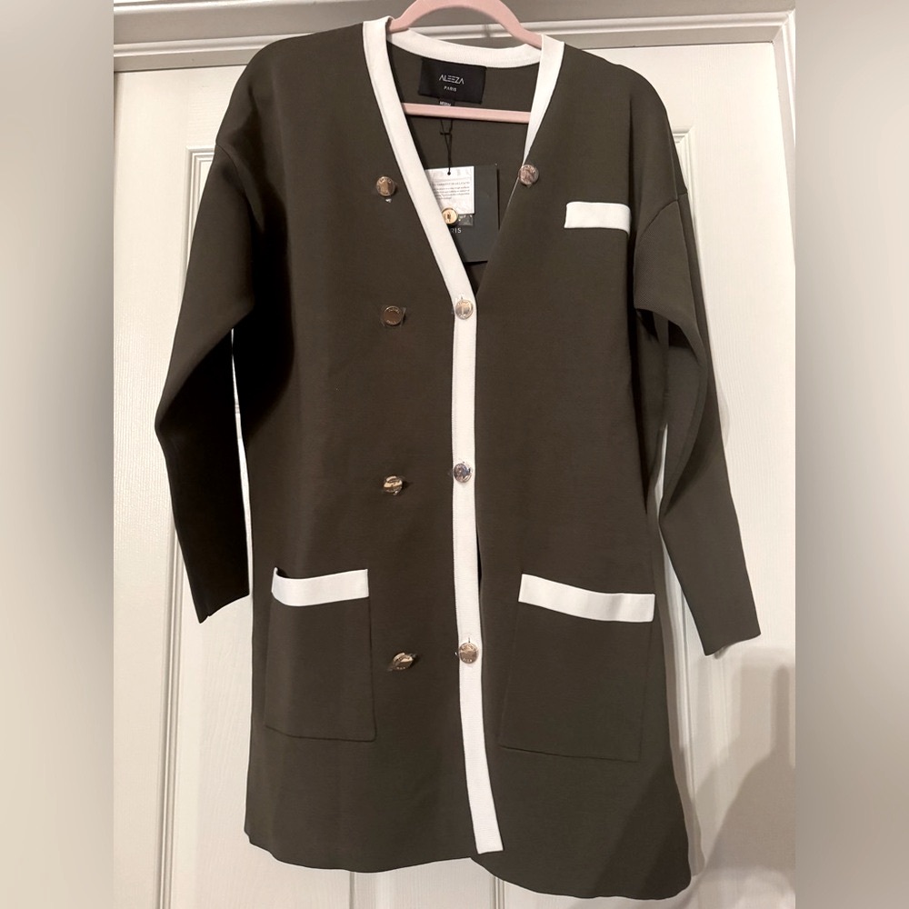 Gorgeous KNIT boutique brand double breasted cardigan patch pockets Olive Sz M